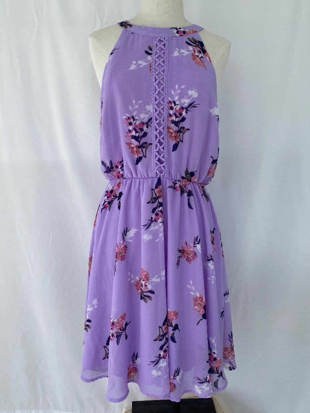Francesca’s Collections Blue Rain Lavender Floral Sleeveless Dress